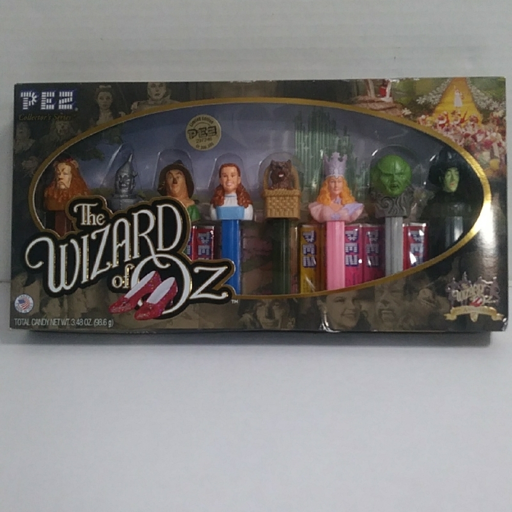 The Wizard of Oz Collector's Series PEZ Dispenser Gift Set *NWT*